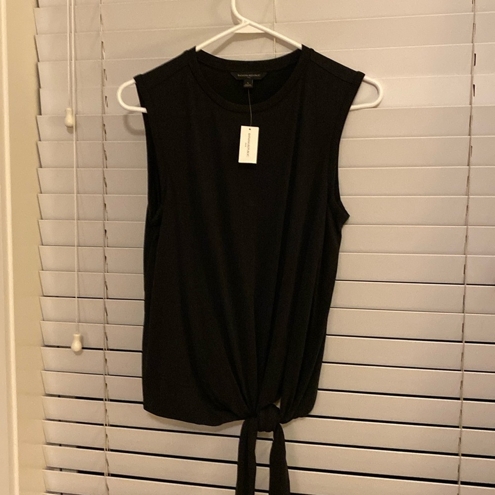 Banana republic factory tie waste tank